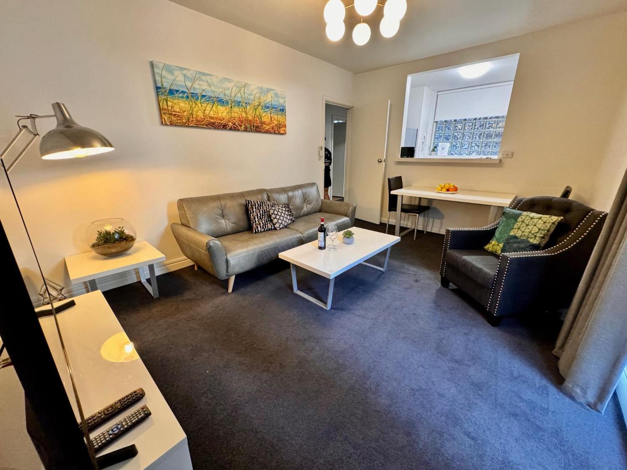 1 Bdrm With Parking, Walk To Beach Melbourne Exterior photo